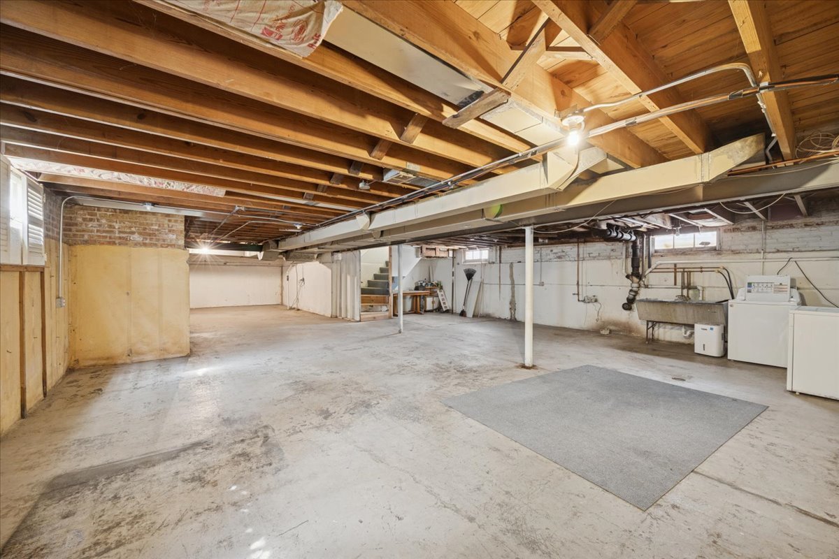 428 Elgin Avenue
