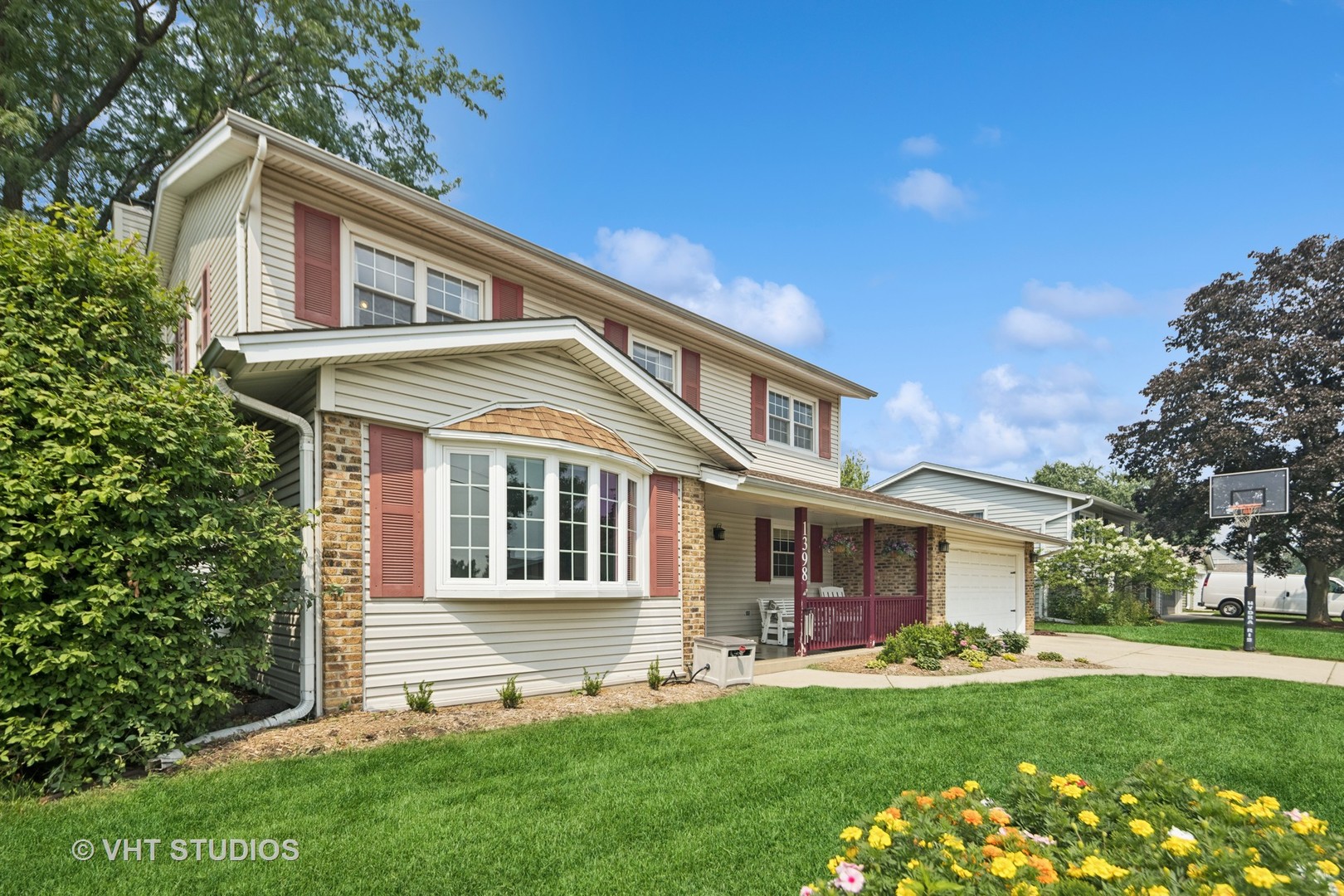 1398 Berkenshire Lane