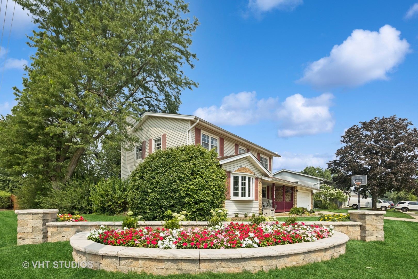 1398 Berkenshire Lane