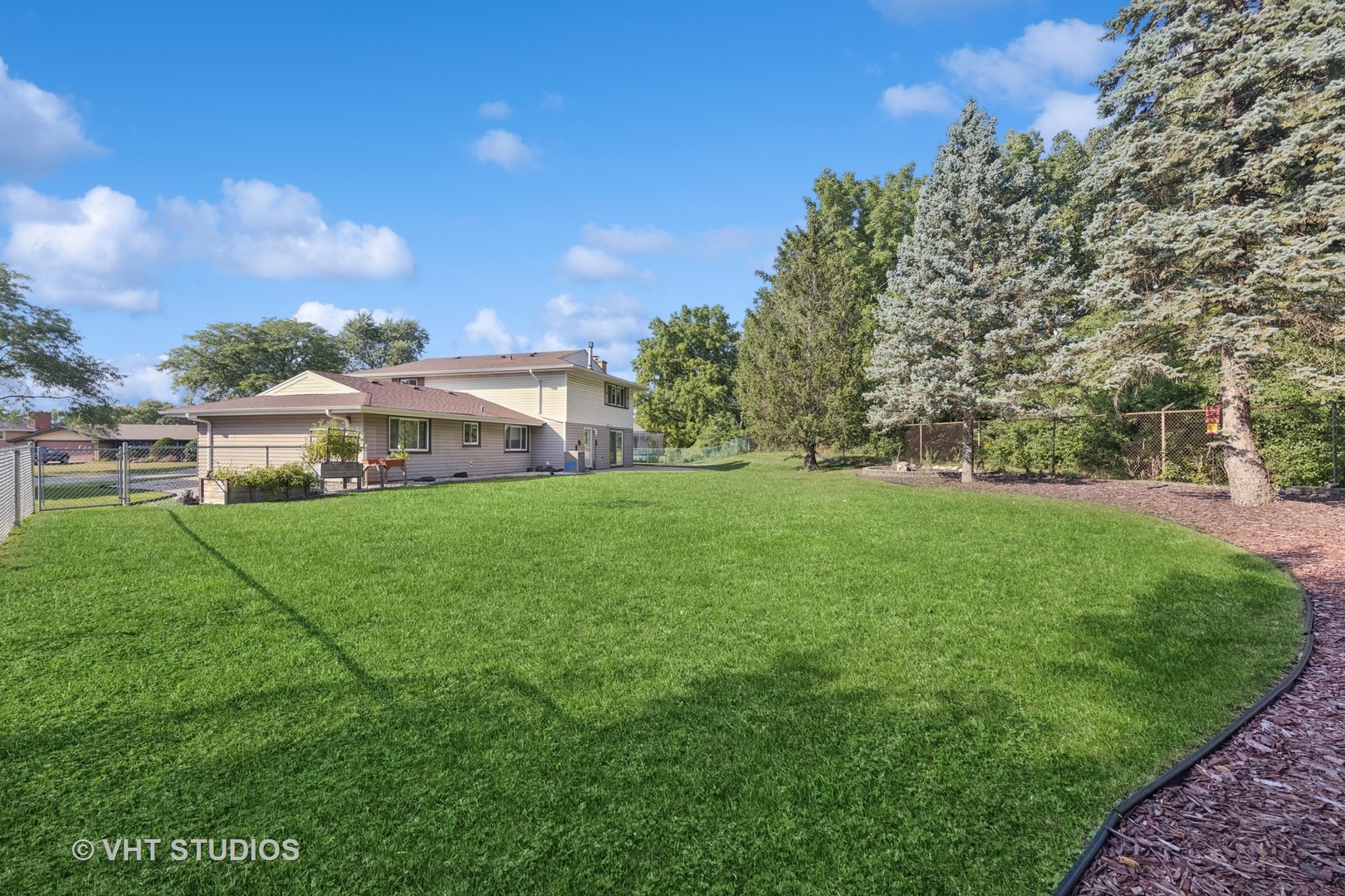 405 Clifton Court