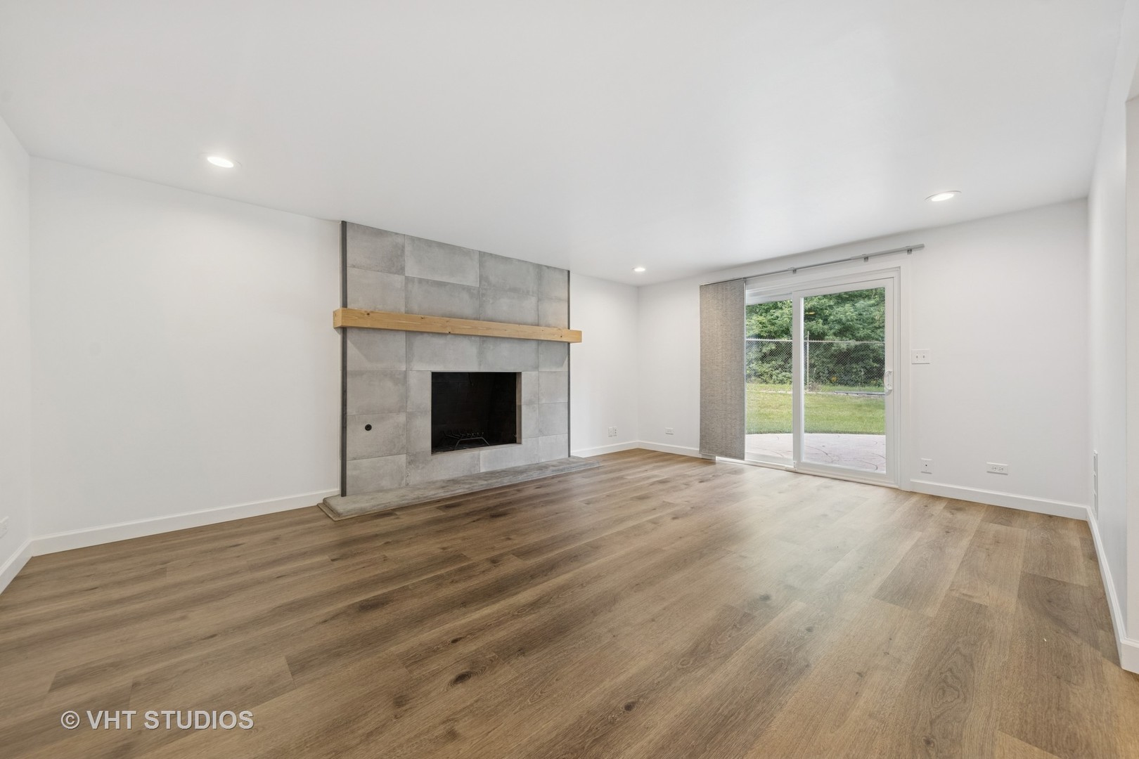405 Clifton Court