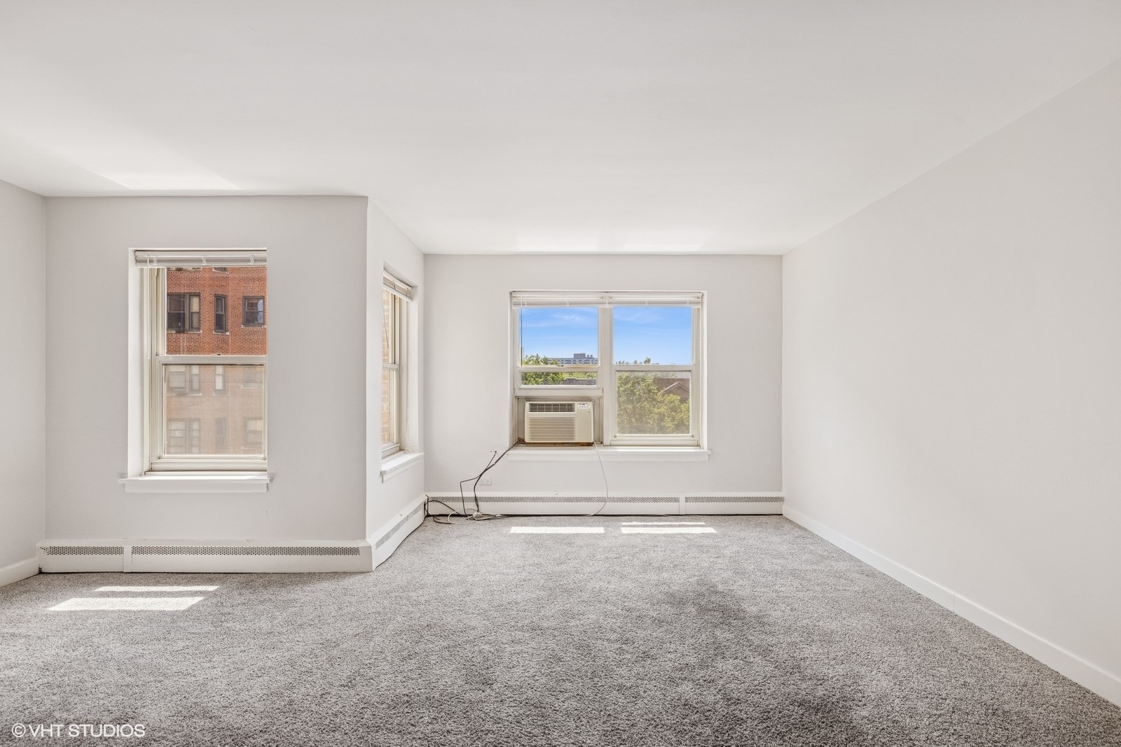 4920 N Marine Drive Unit: 512