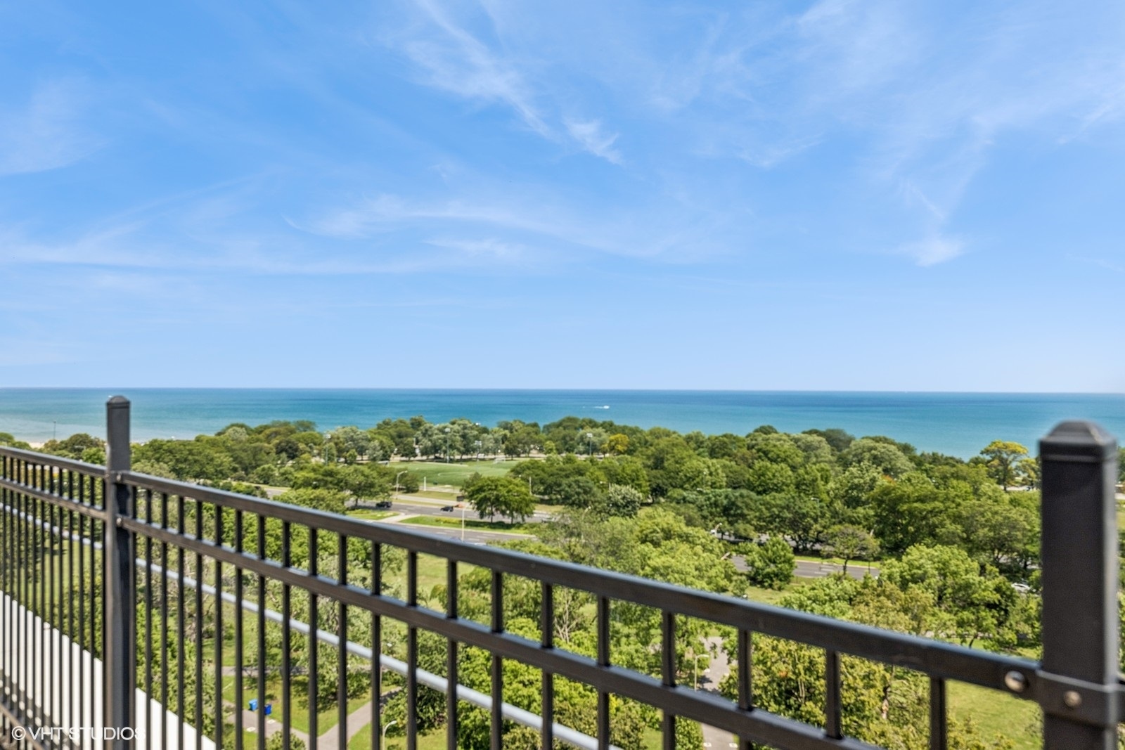 4920 N Marine Drive Unit: 512