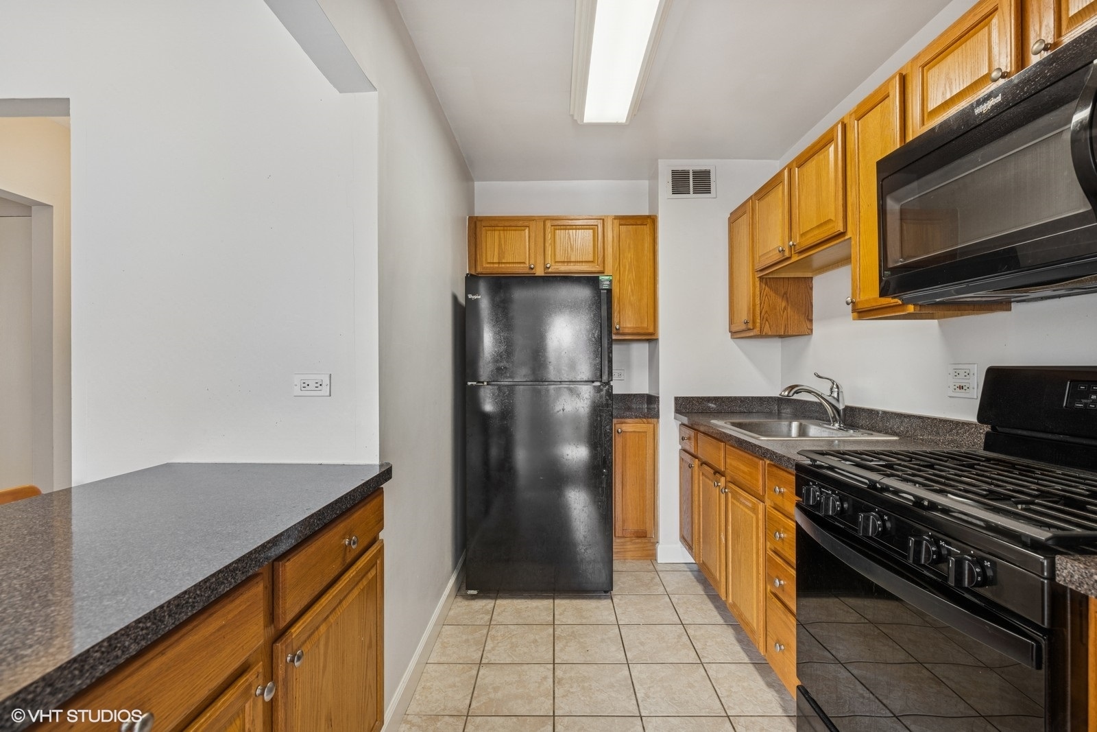 4920 N Marine Drive Unit: 512