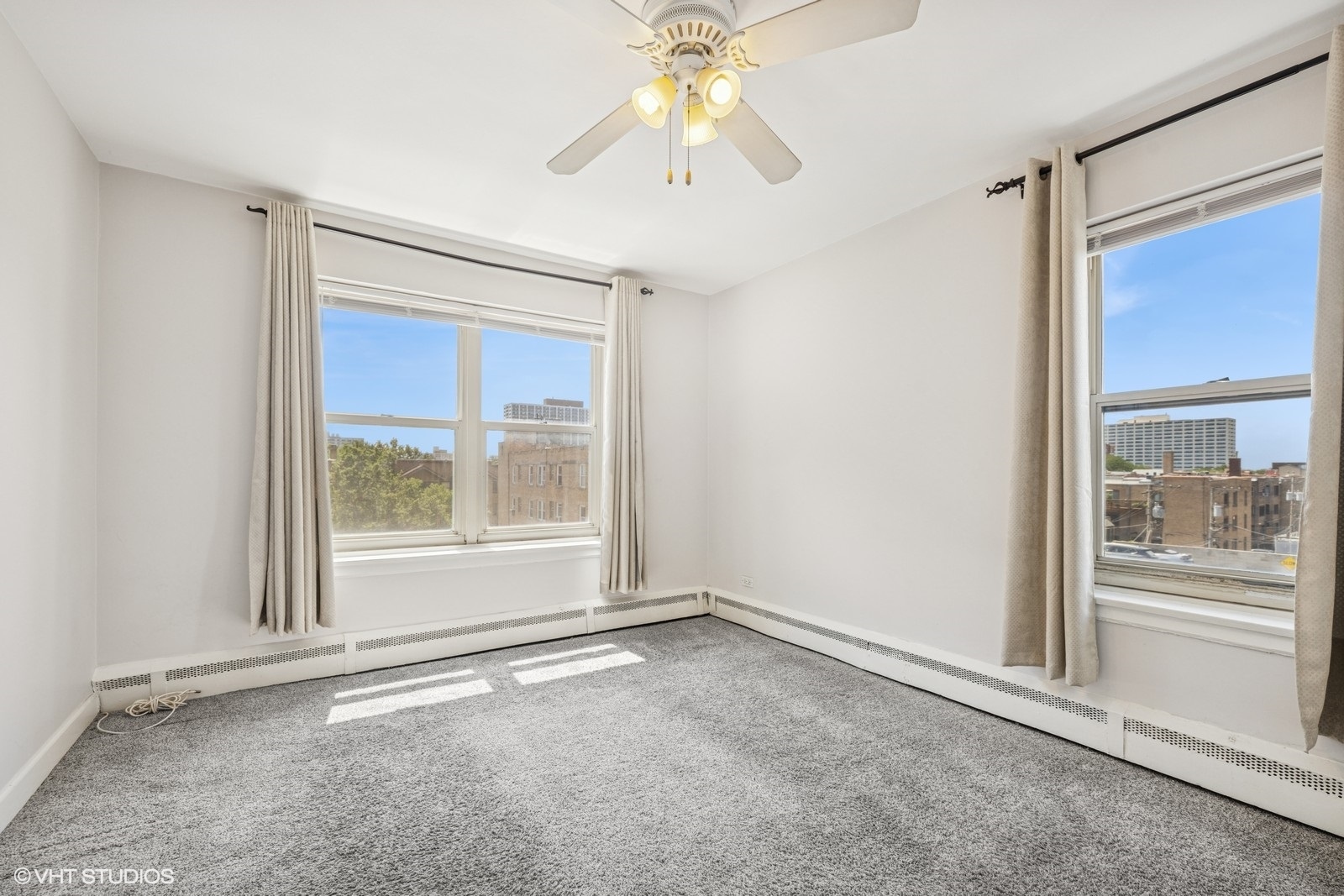 4920 N Marine Drive Unit: 512