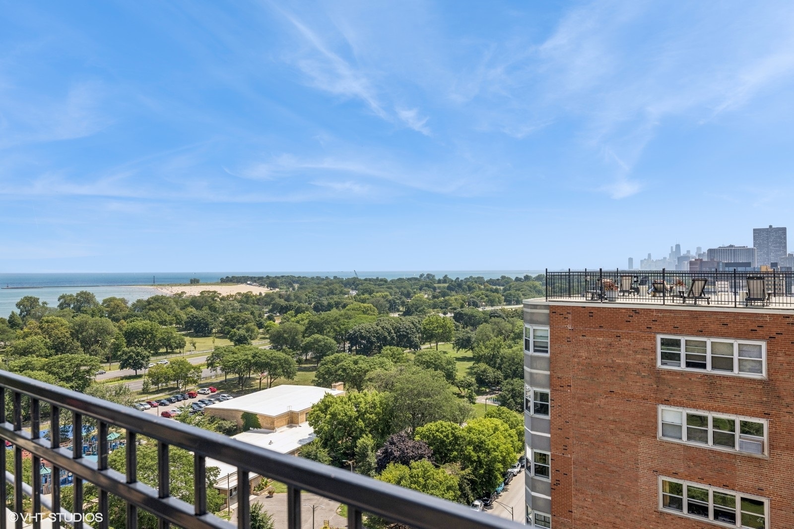 4920 N Marine Drive Unit: 512