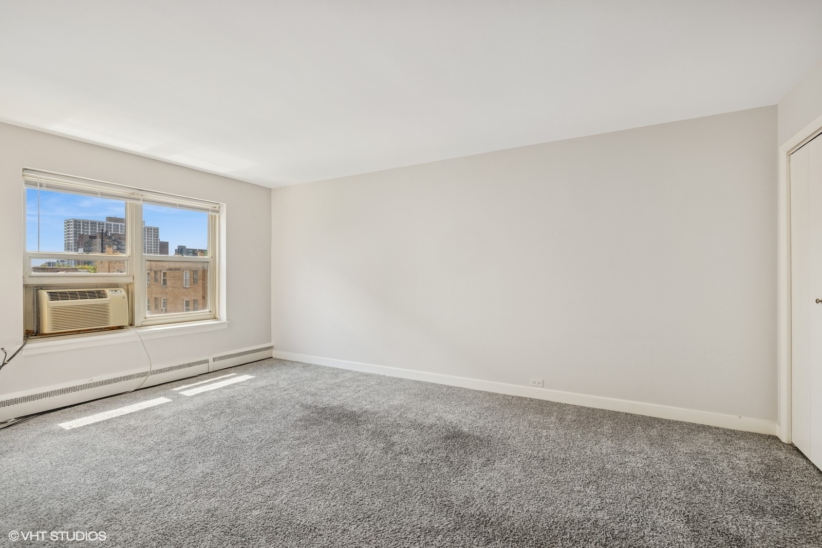4920 N Marine Drive Unit: 512