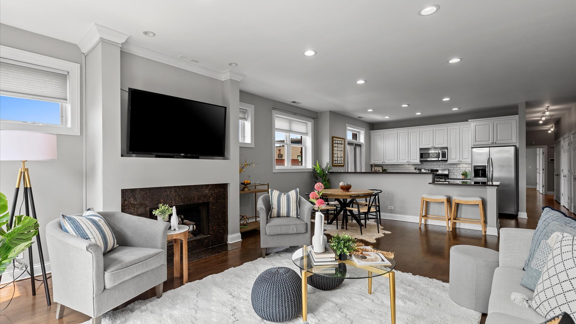 1122 W Hubbard Street Unit: 4W