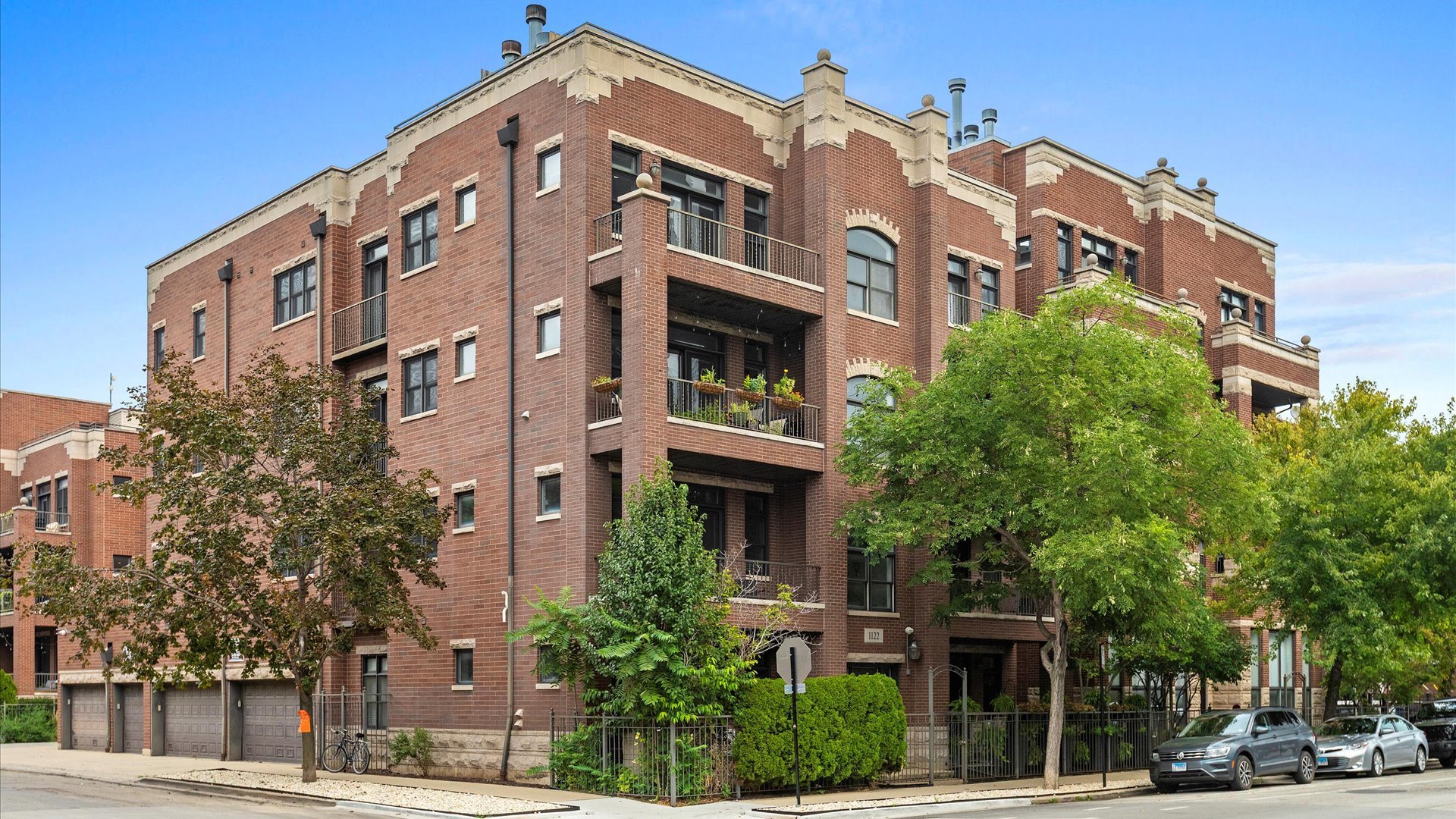 1122 W Hubbard Street Unit: 4W