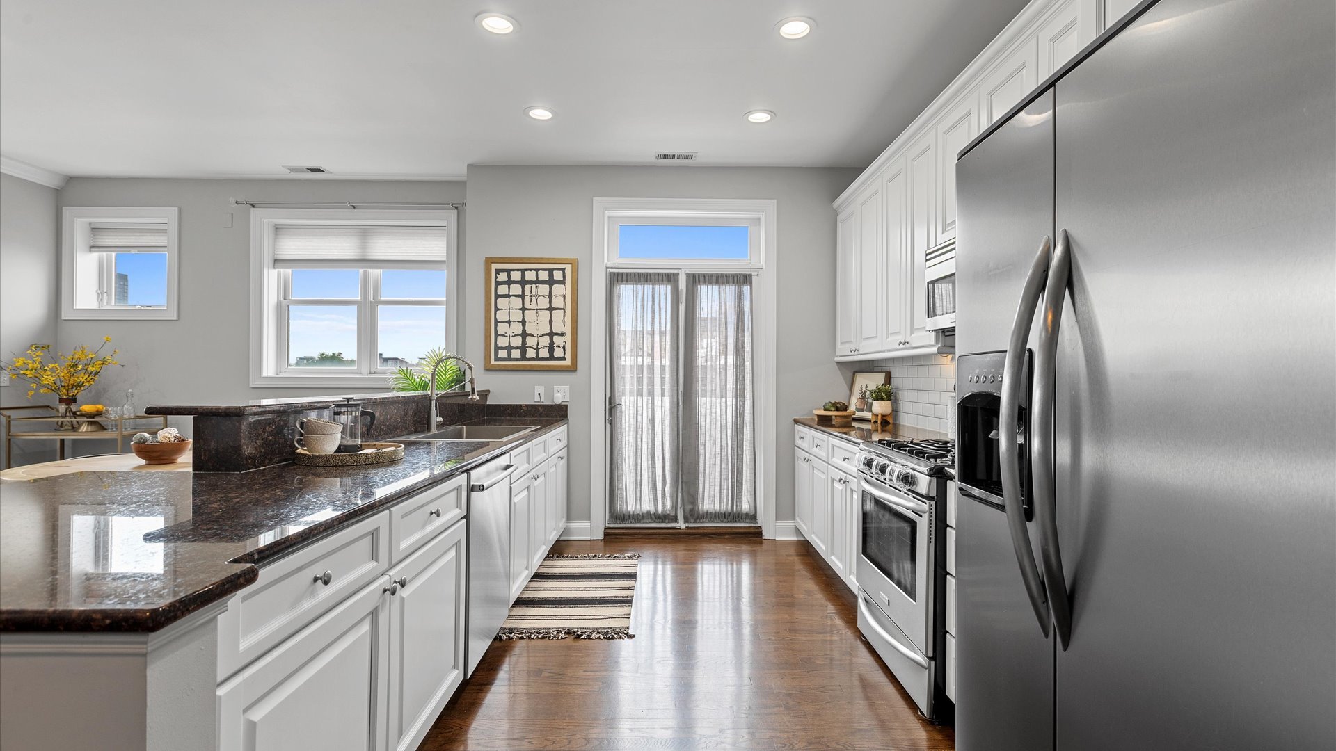 1122 W Hubbard Street Unit: 4W