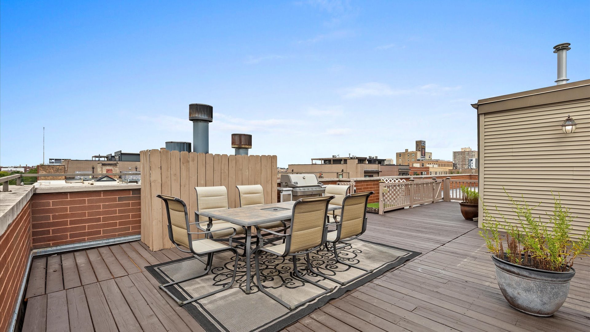 1122 W Hubbard Street Unit: 4W