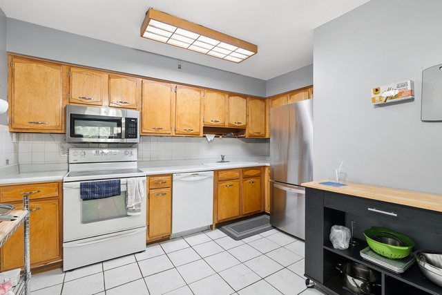 929 Washington Street Unit: 404