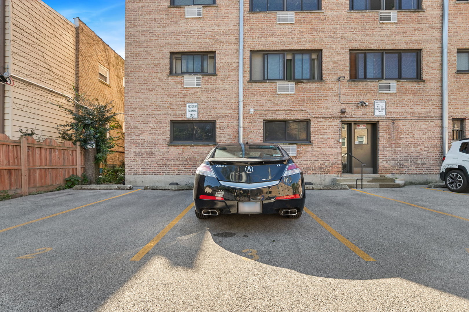 929 Washington Street Unit: 404