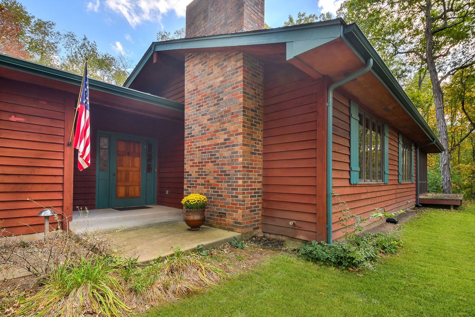 6N347 Old Homestead Road