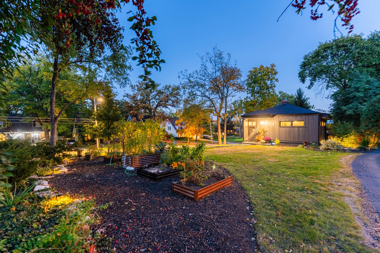 797 Forest Avenue