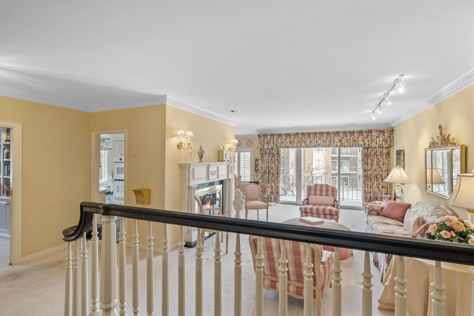3 Oak Brook Club Drive Unit: E207