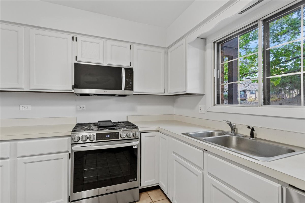 1601 Thames Court Unit: A