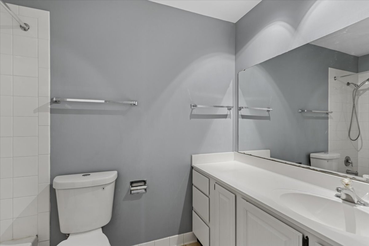 1601 Thames Court Unit: A