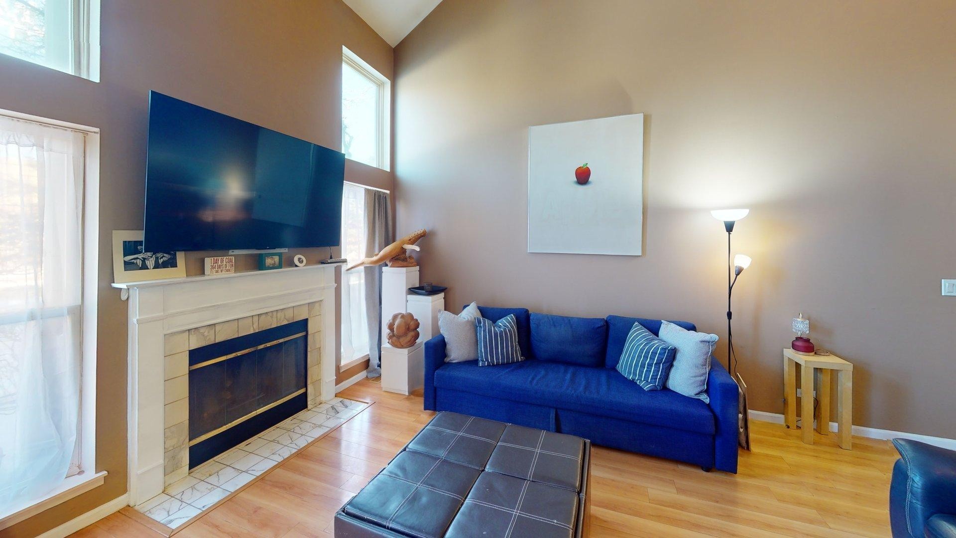 244 Millers Crossing Unit: 244