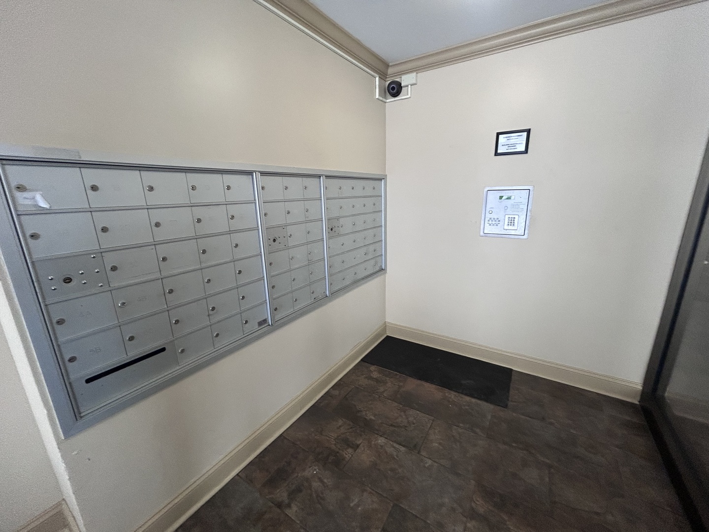 7300 W North Avenue Unit: 3B