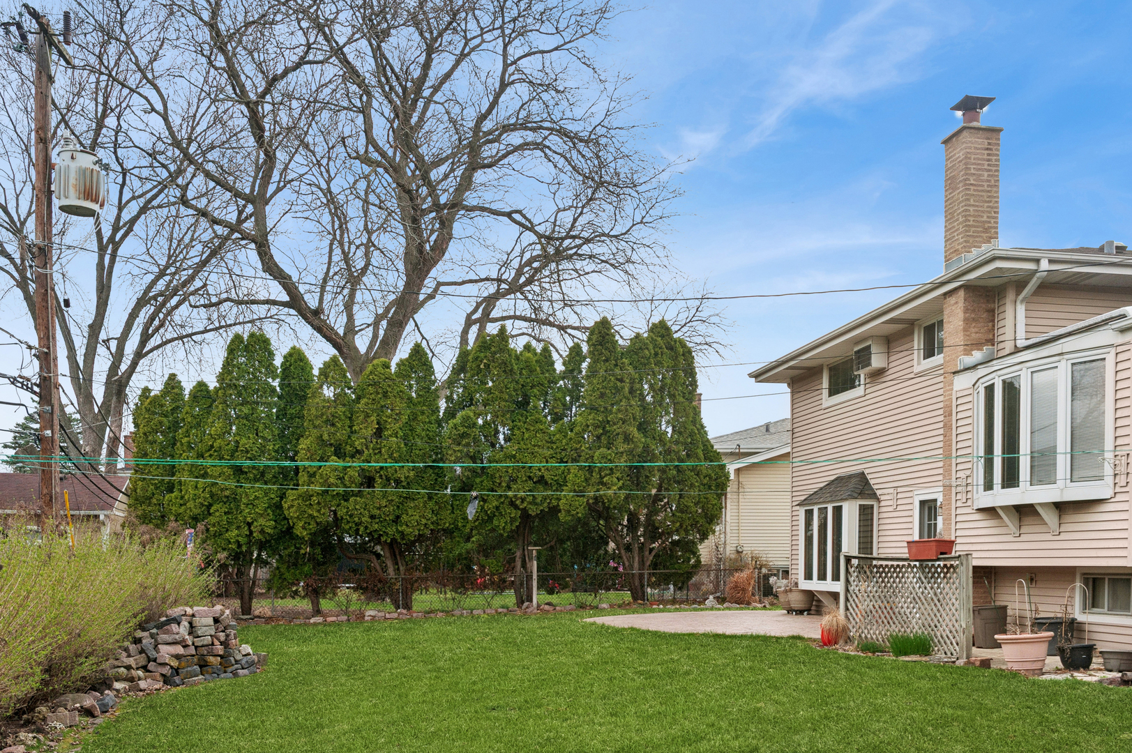 1305 E Mulberry Lane