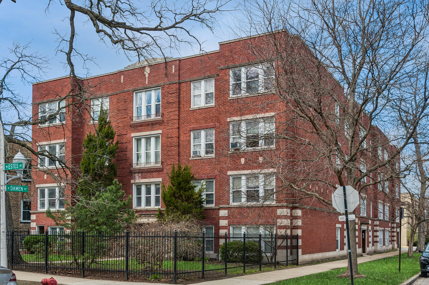 2002 W Estes Avenue Unit: 1