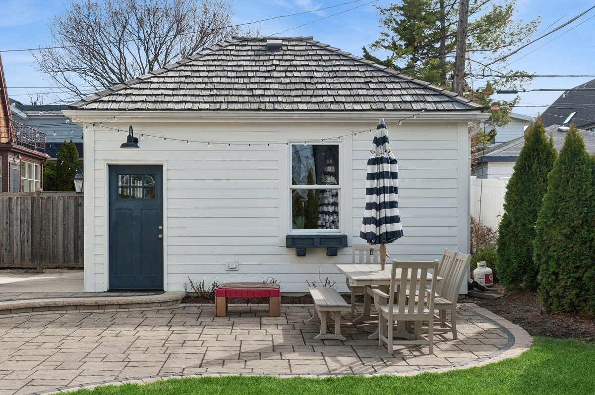240 W Saint Charles Road