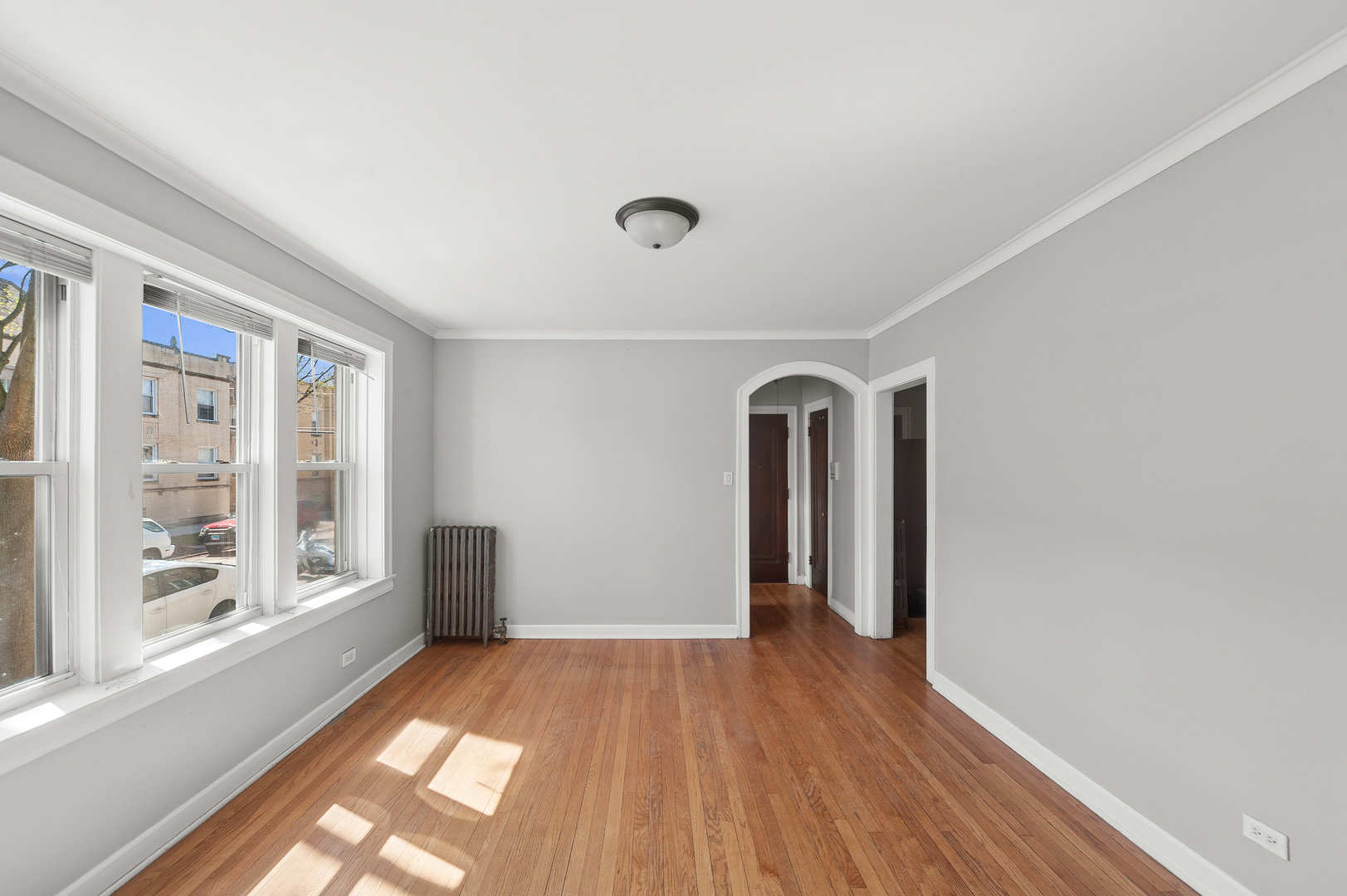 2440-42 W Ardmore Avenue