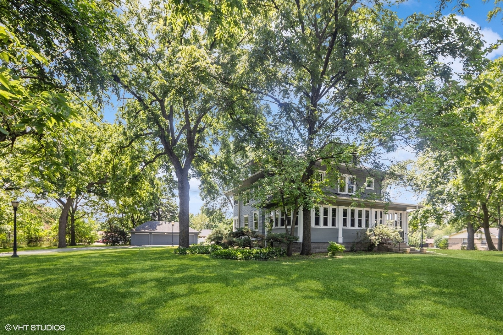 1492 W Irving Park Road