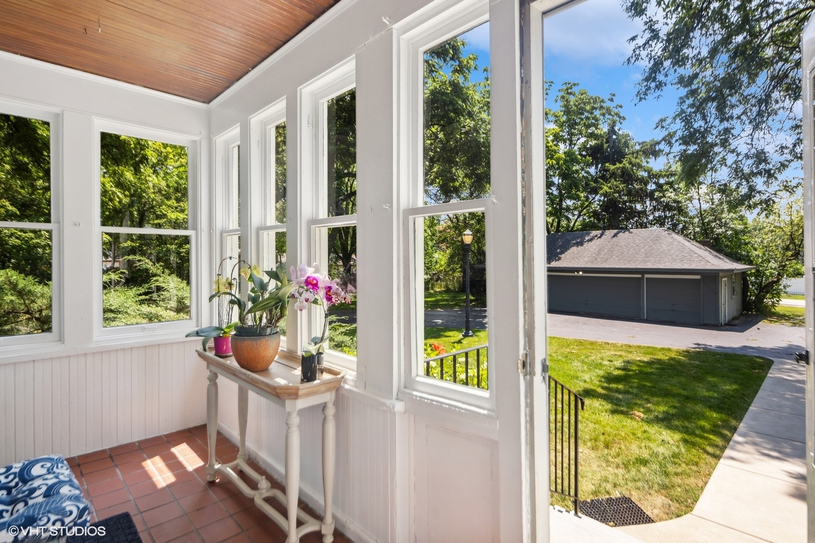1492 W Irving Park Road
