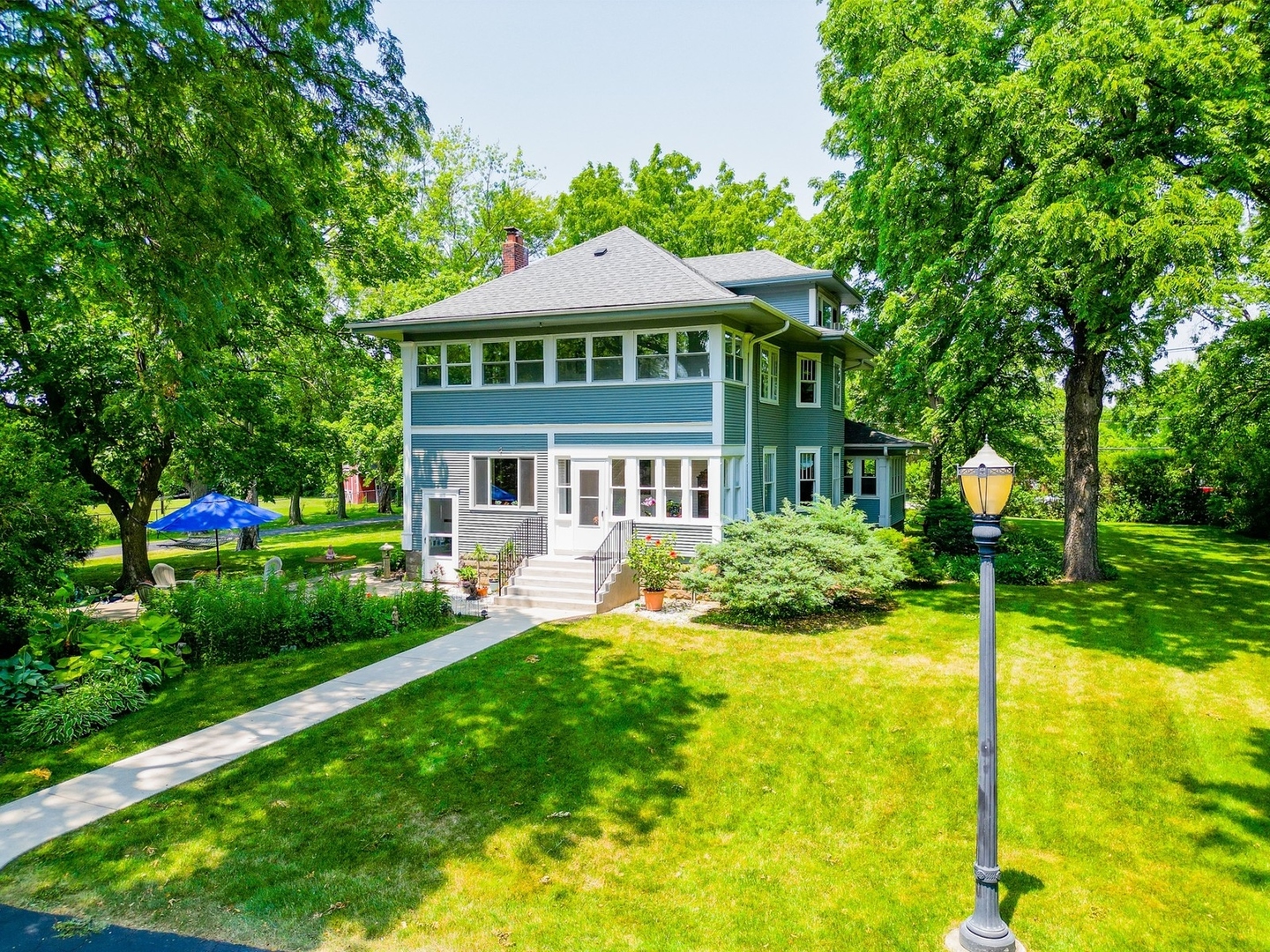 1492 W Irving Park Road