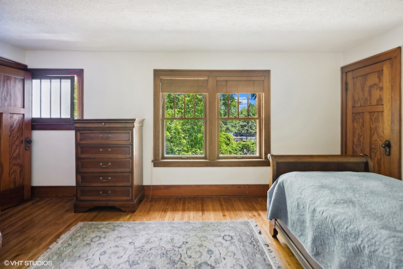 1492 W Irving Park Road