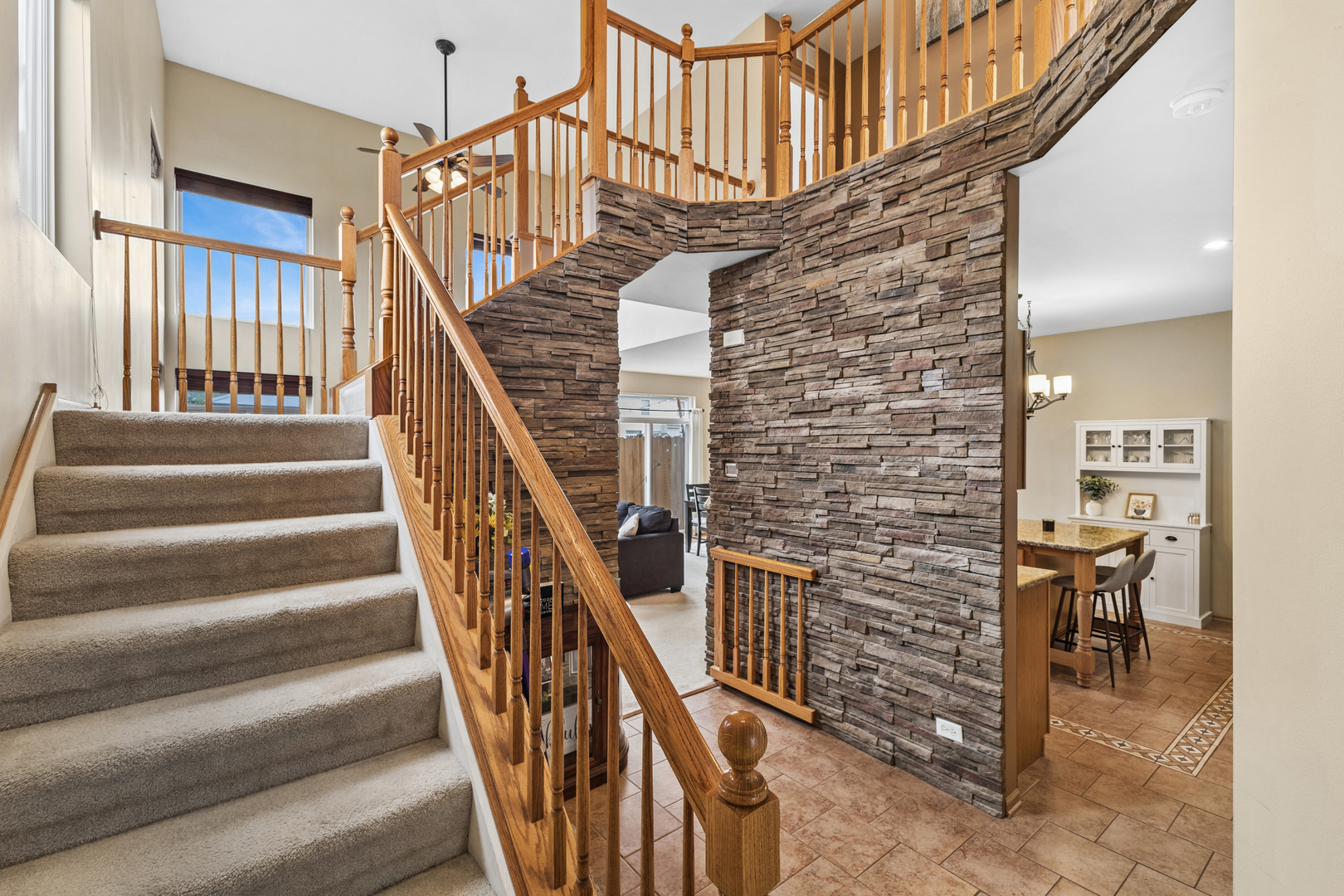 1611 Grove Court