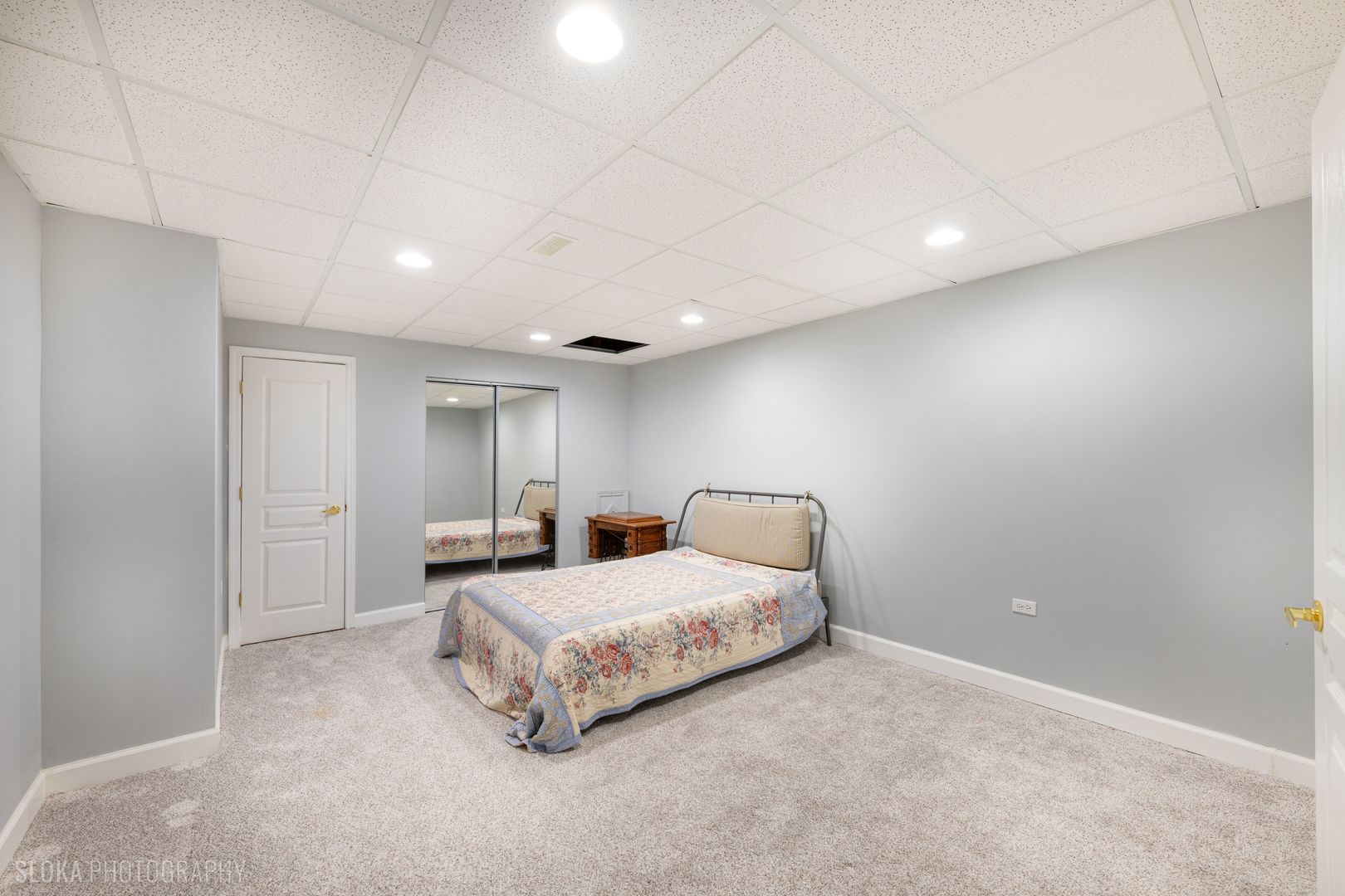 2661 Venetian Lane