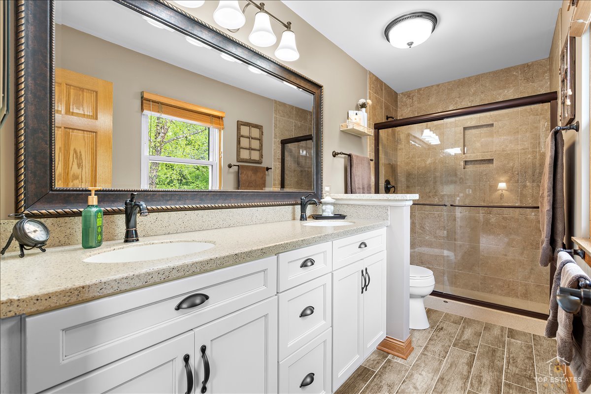 312 Greenview Drive