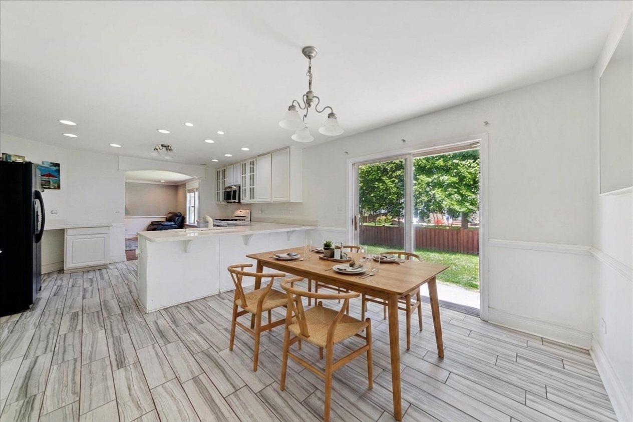 1702 Stonegate Drive