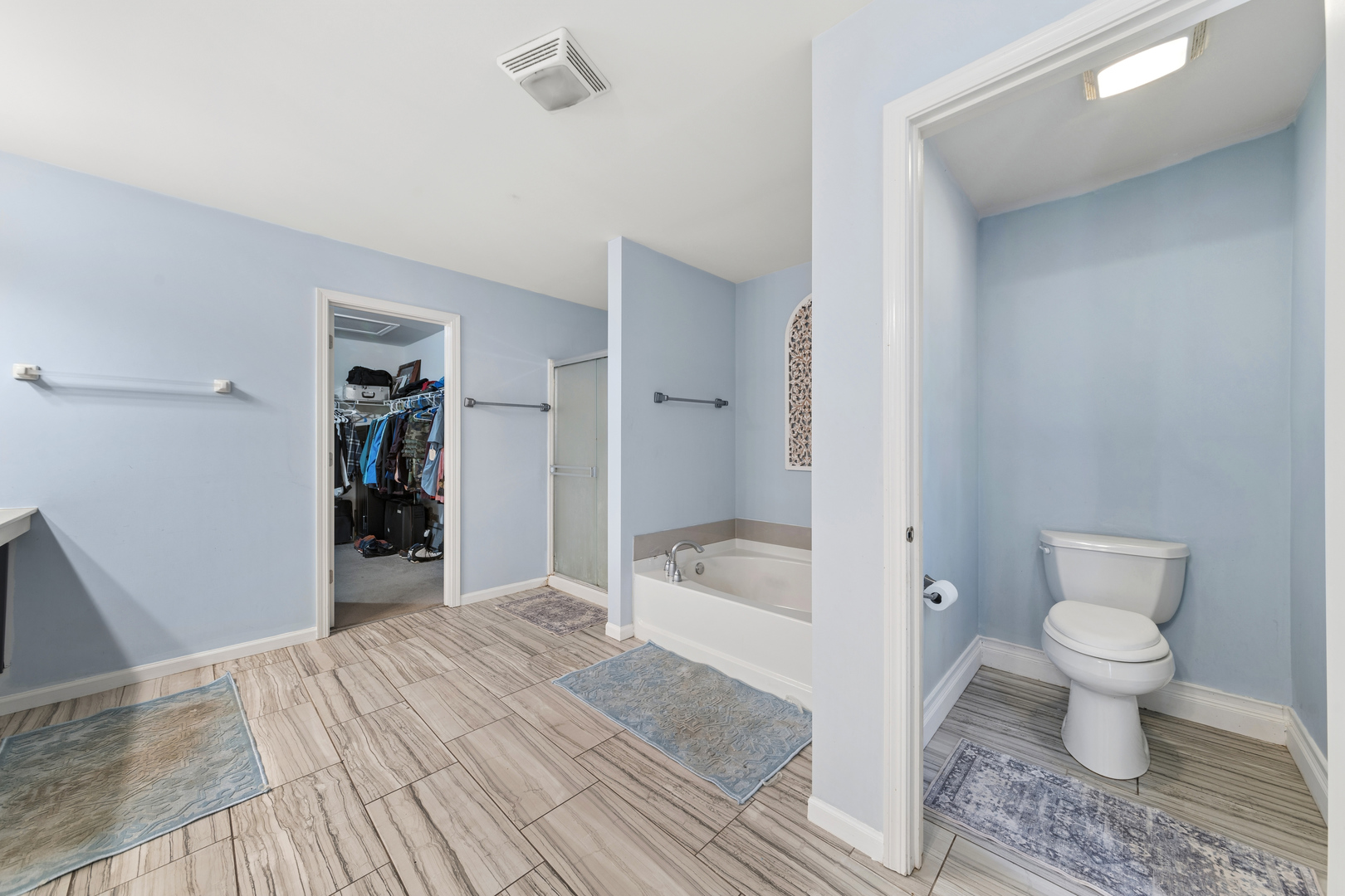 1702 Stonegate Drive
