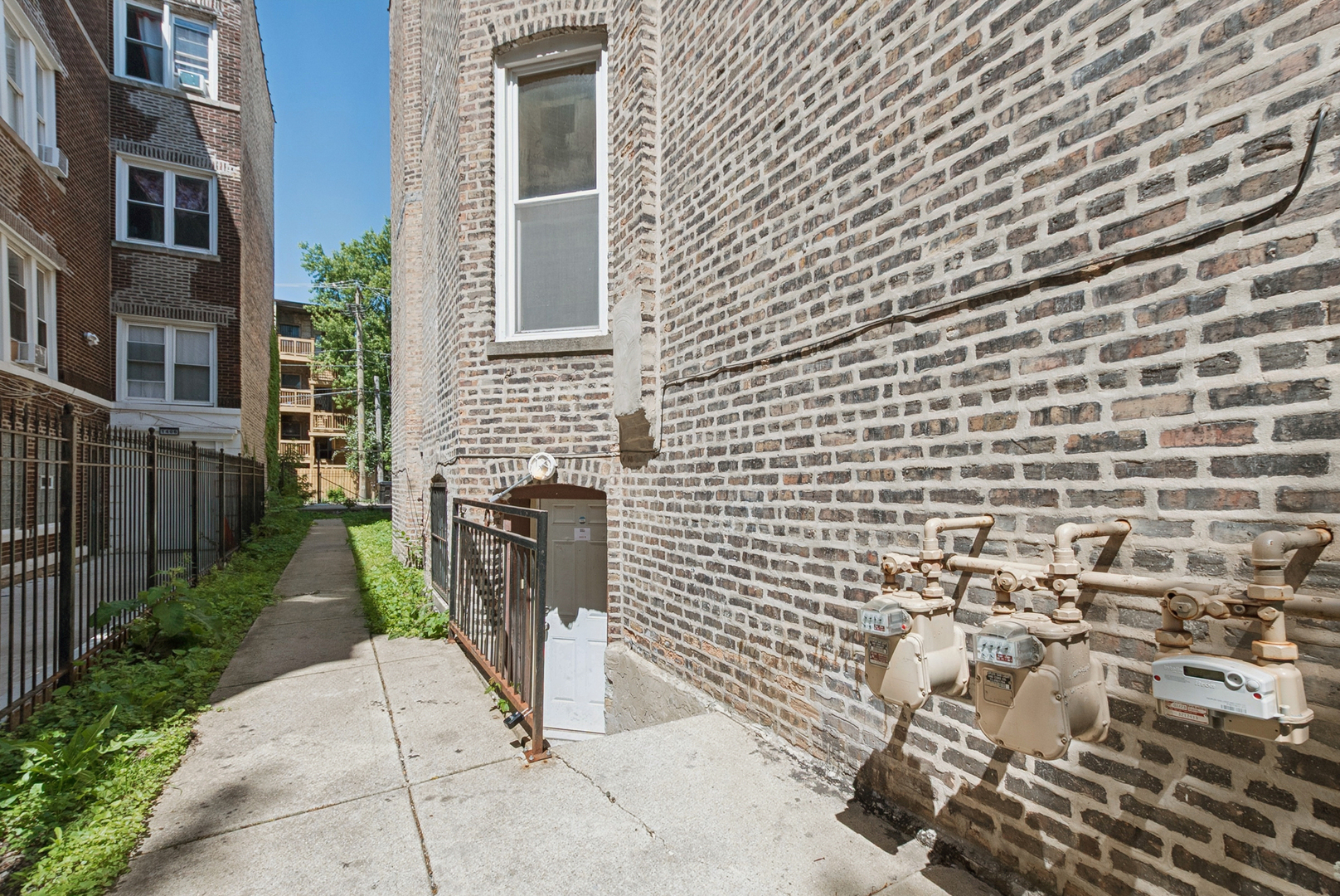 1404 S Hamlin Avenue Unit: G