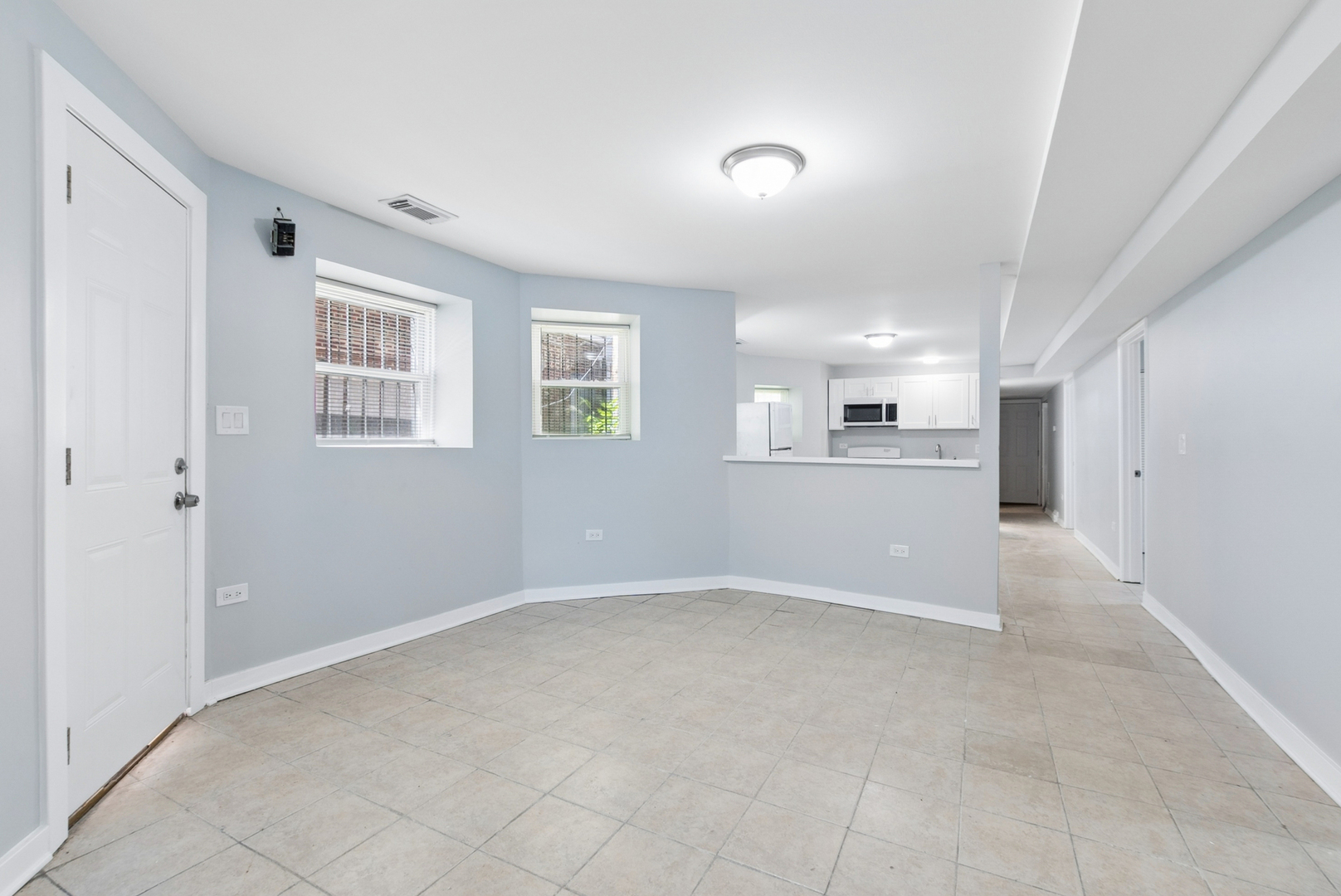 1404 S Hamlin Avenue Unit: G