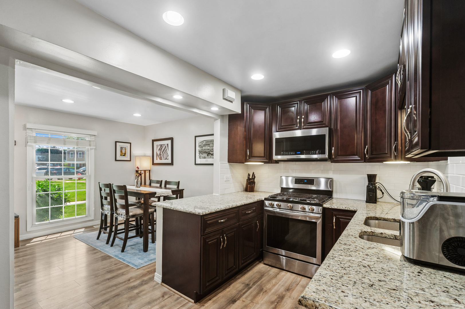 7635 Manchester Manor