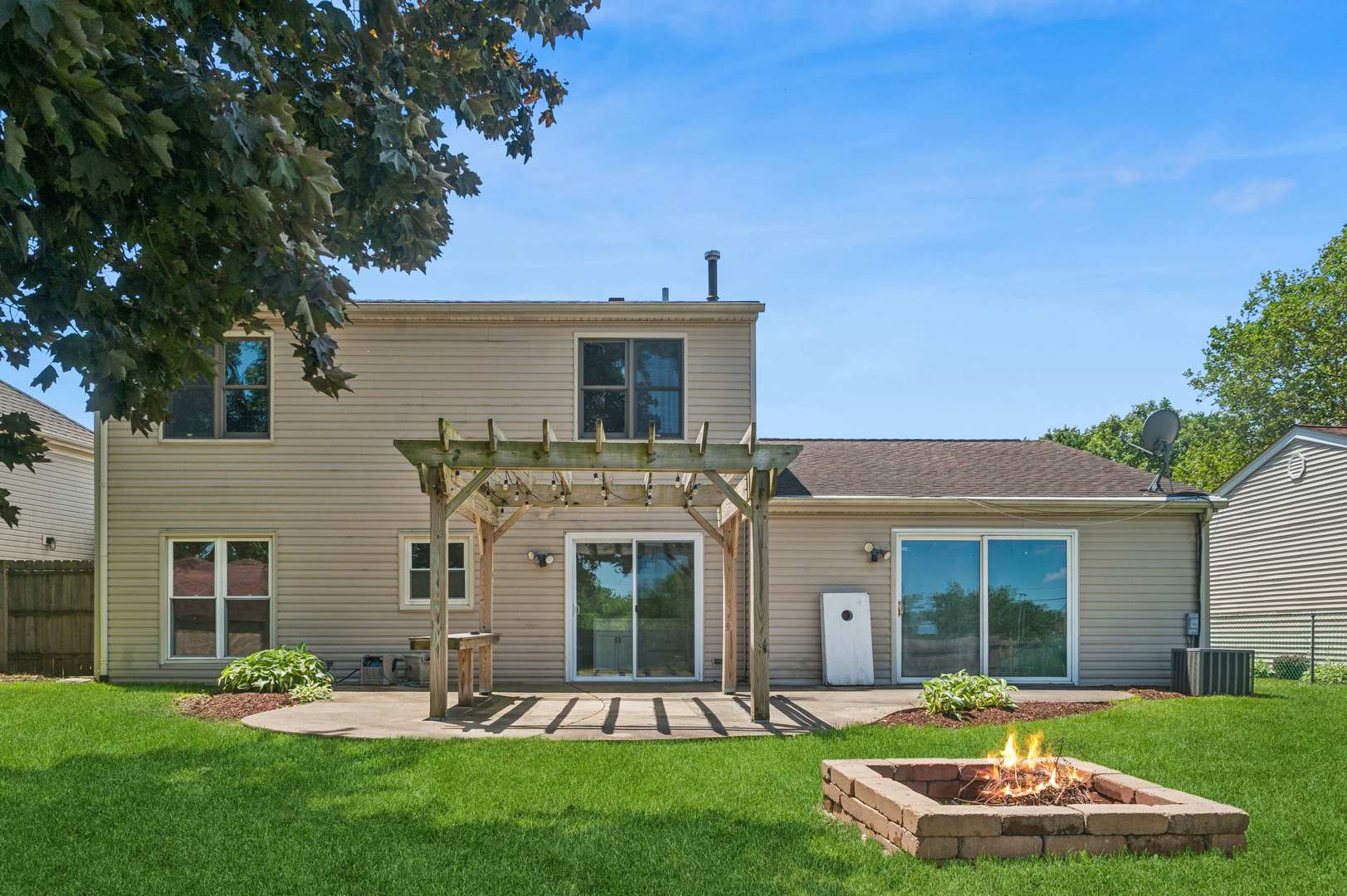 465 Ridgefield Drive