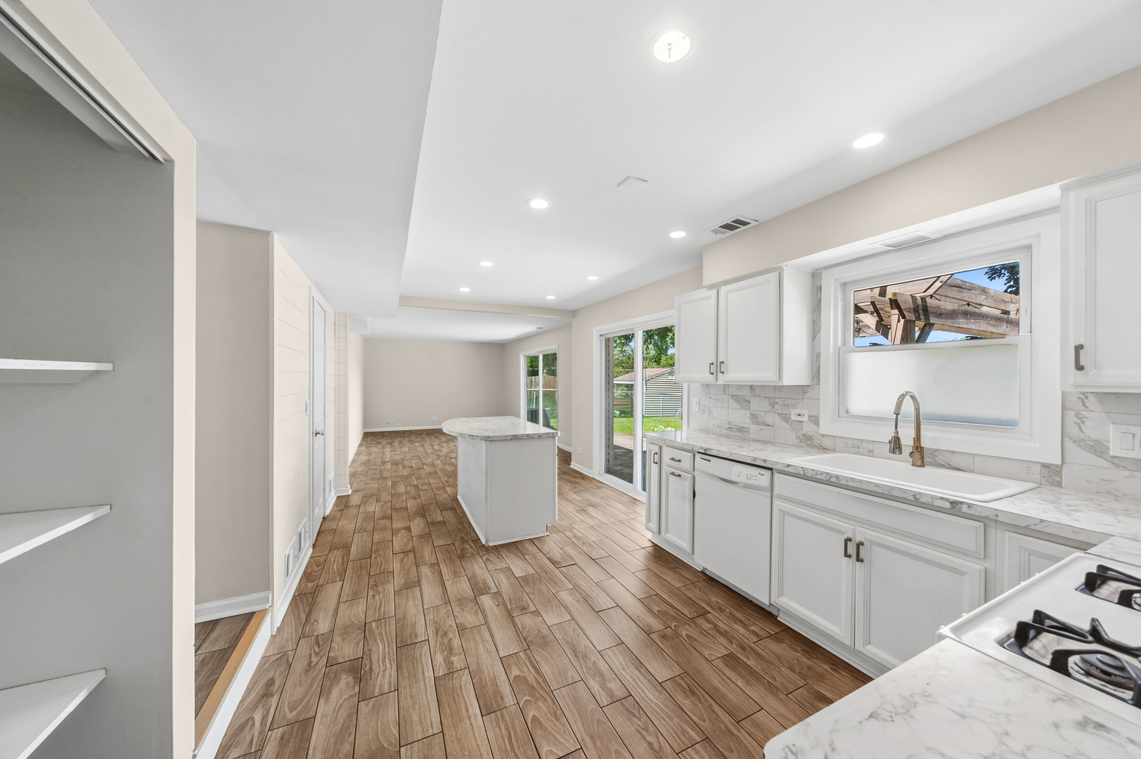 465 Ridgefield Drive