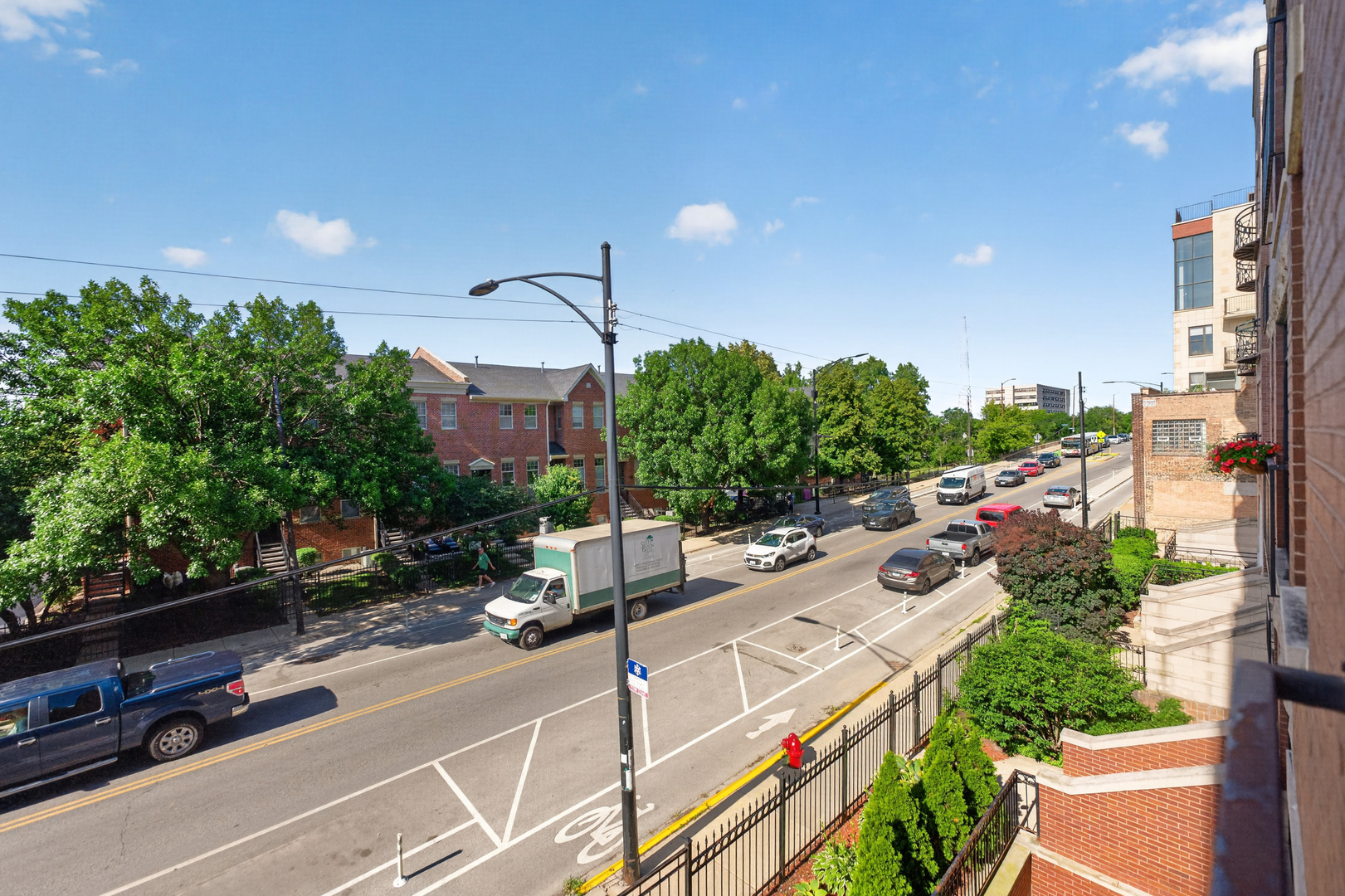 2633 W Belmont Avenue Unit: 2