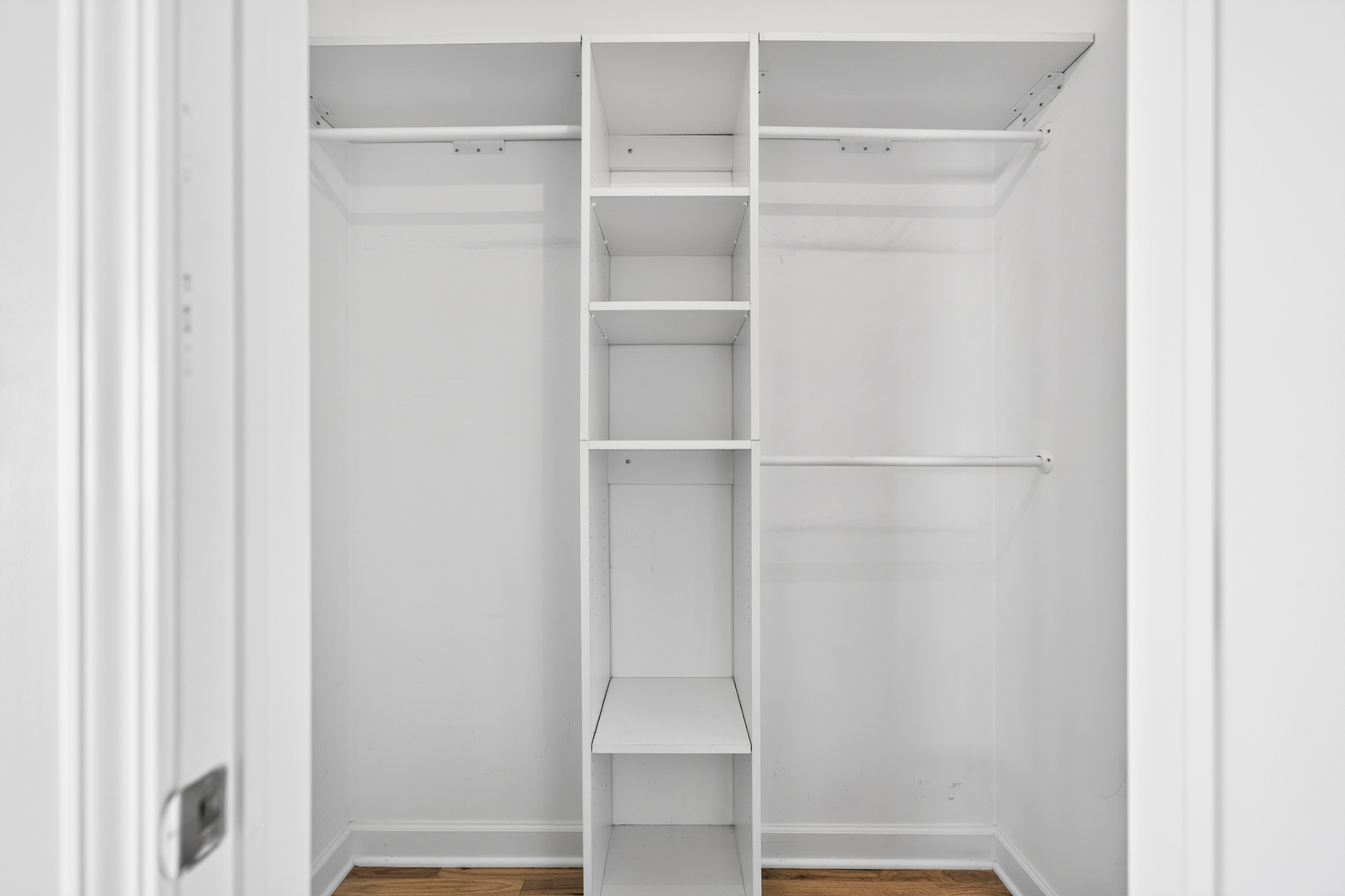 2633 W Belmont Avenue Unit: 2