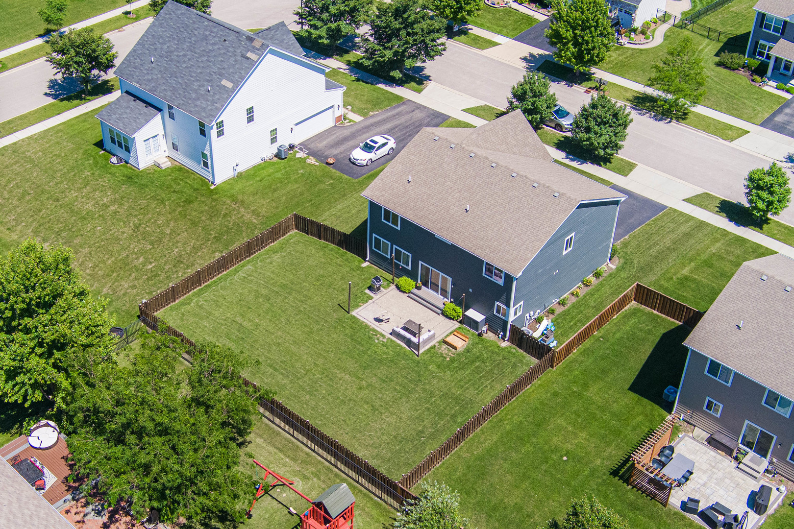 162 Hibiscus Lane