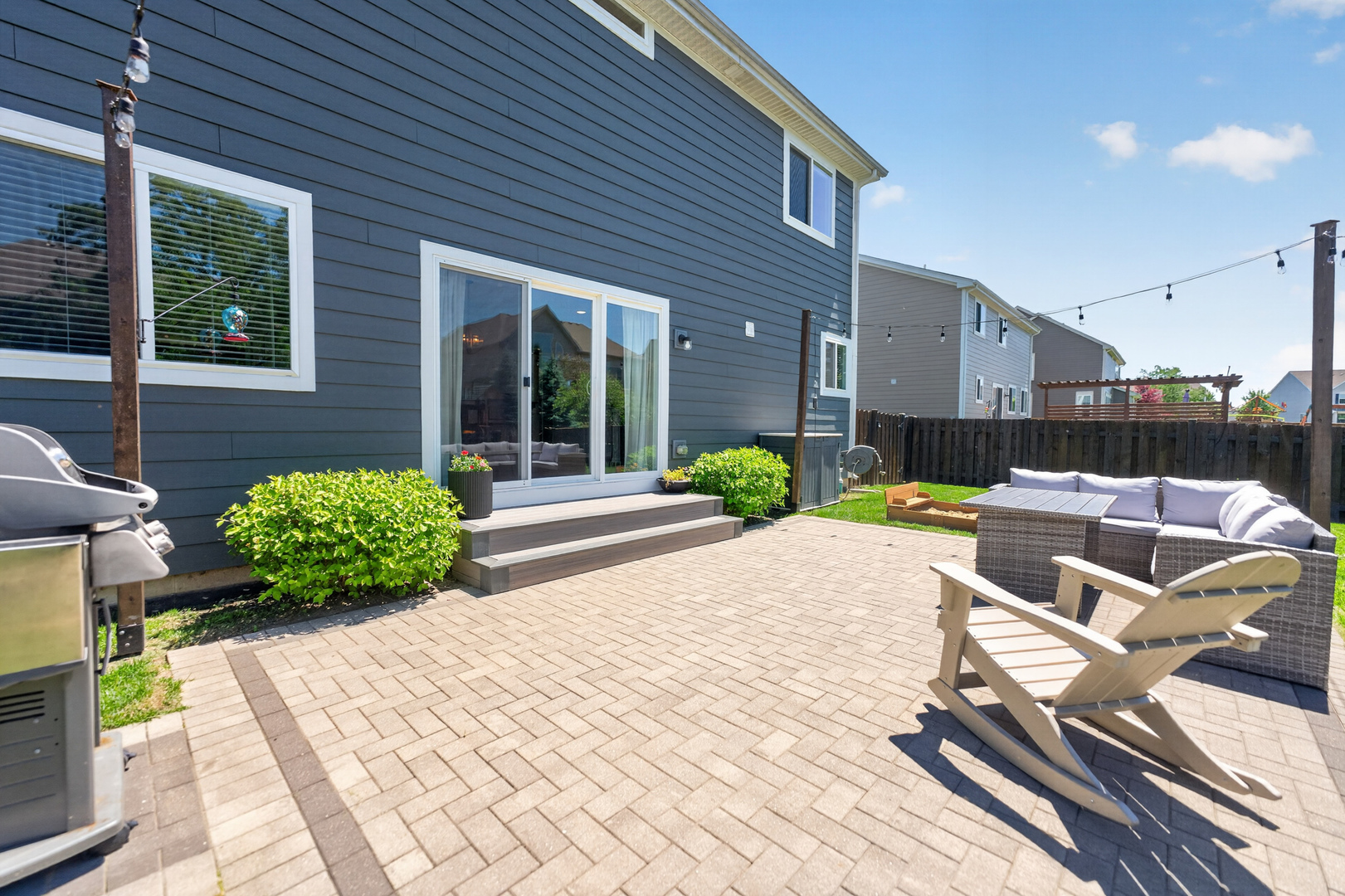 162 Hibiscus Lane