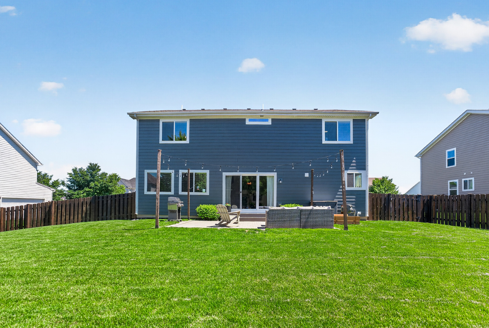 162 Hibiscus Lane