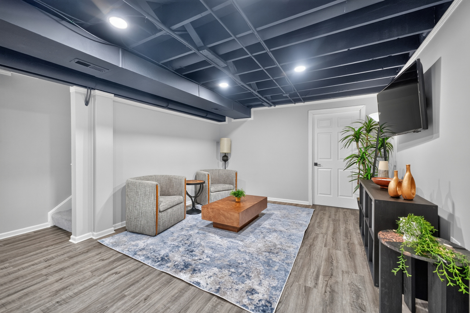 162 Hibiscus Lane