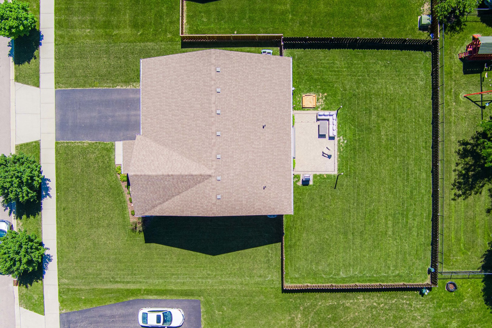 162 Hibiscus Lane
