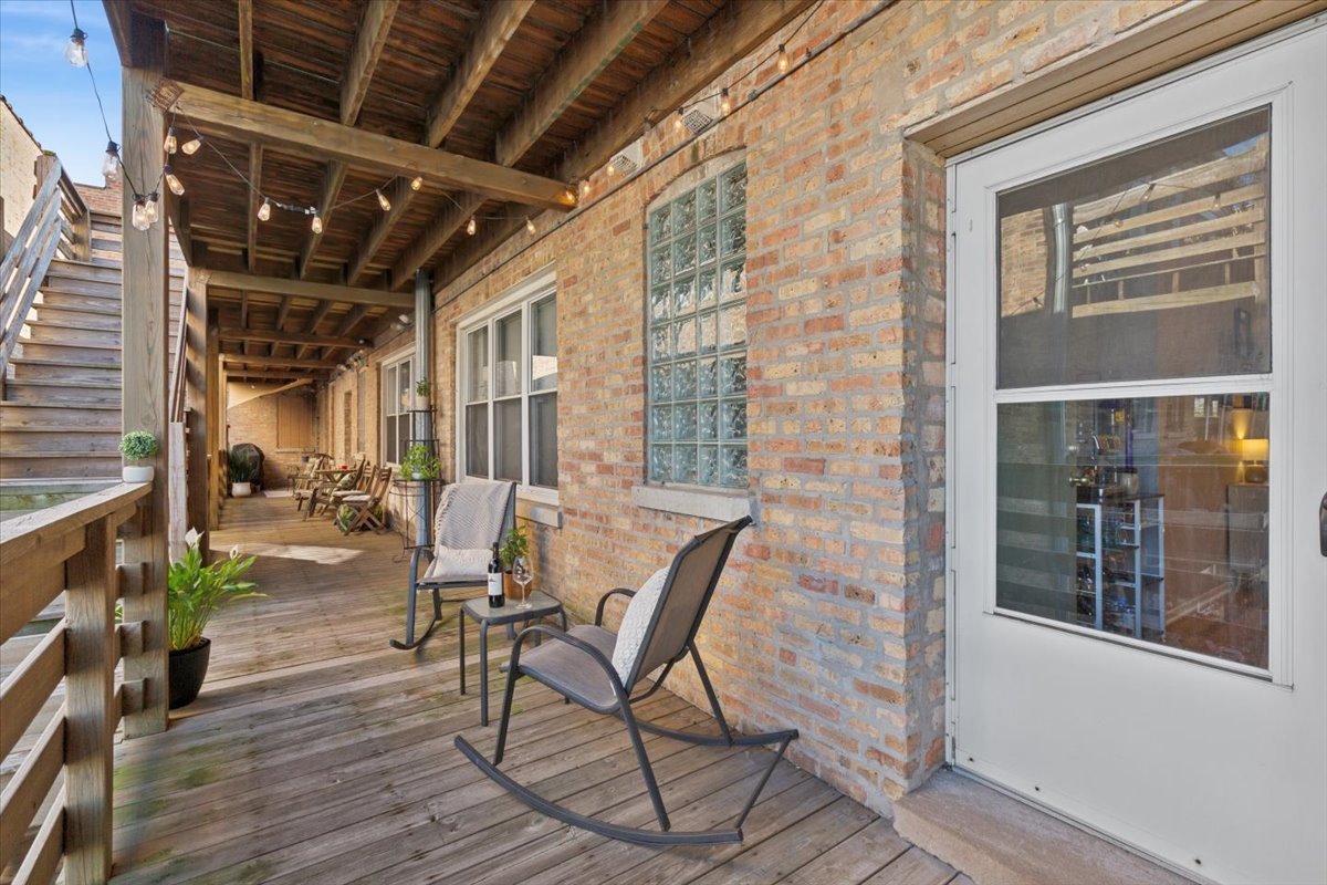 4307 N Troy Street Unit: 2